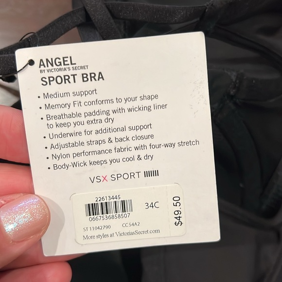 Victoria’s Secret - Picture 5 of 5